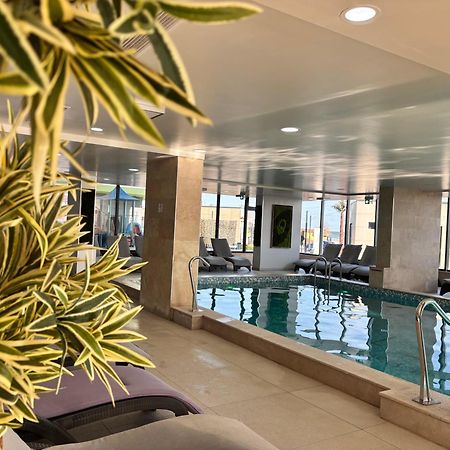 Aquamarine - Pool & Spa Beach Resort Năvodari Esterno foto