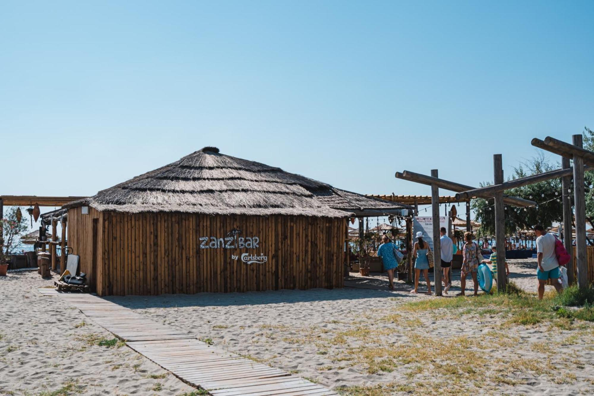 Aquamarine - Pool & Spa Beach Resort Năvodari Esterno foto